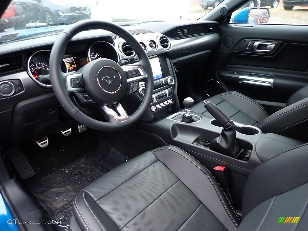 Ebony Interior 2020 Ford Mustang GT Premium Fastback Photo #137141426