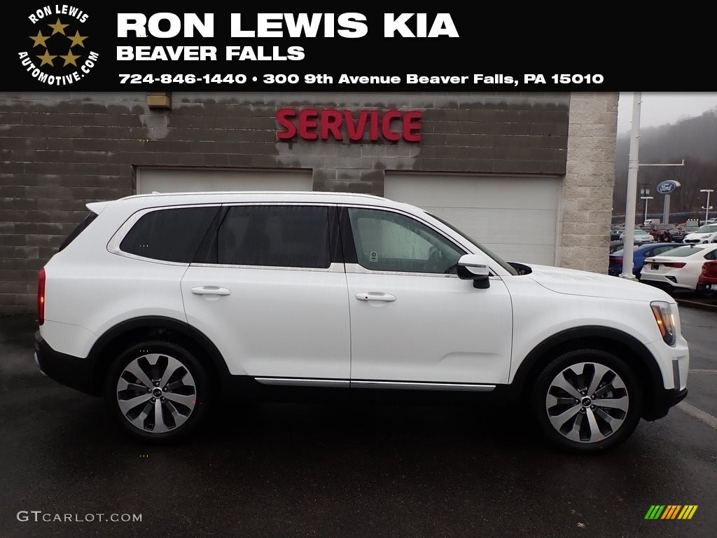 Snow White Pearl Kia Telluride