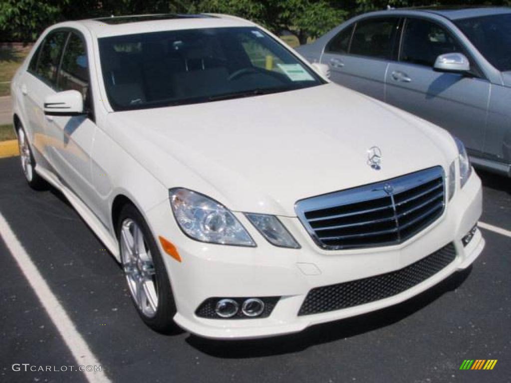 2010 E 350 Sedan - Arctic White / Almond Beige photo #3