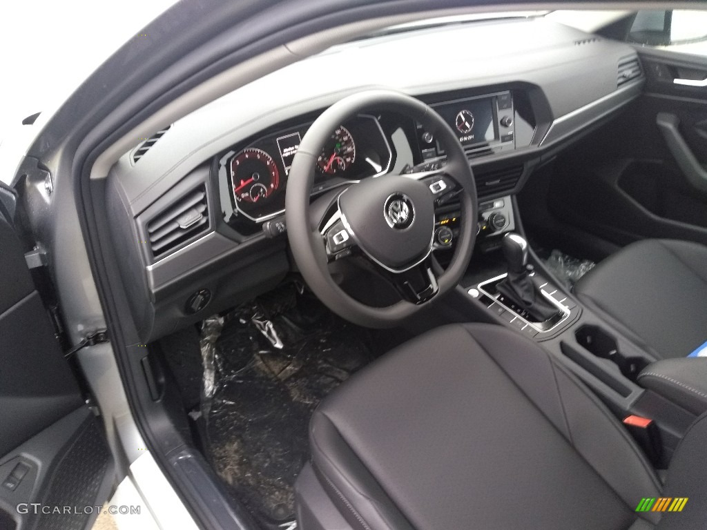 Titan Black Interior 2020 Volkswagen Jetta SE Photo #137161183