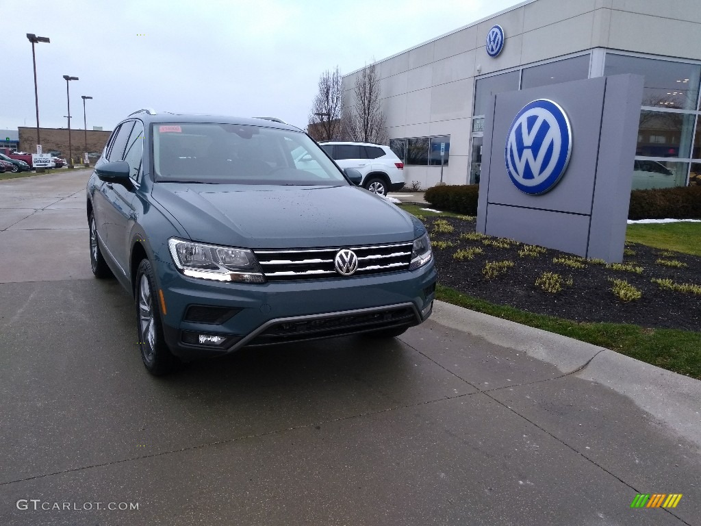 2020 Tiguan SEL 4MOTION - Stone Blue Metallic / Titan Black photo #1