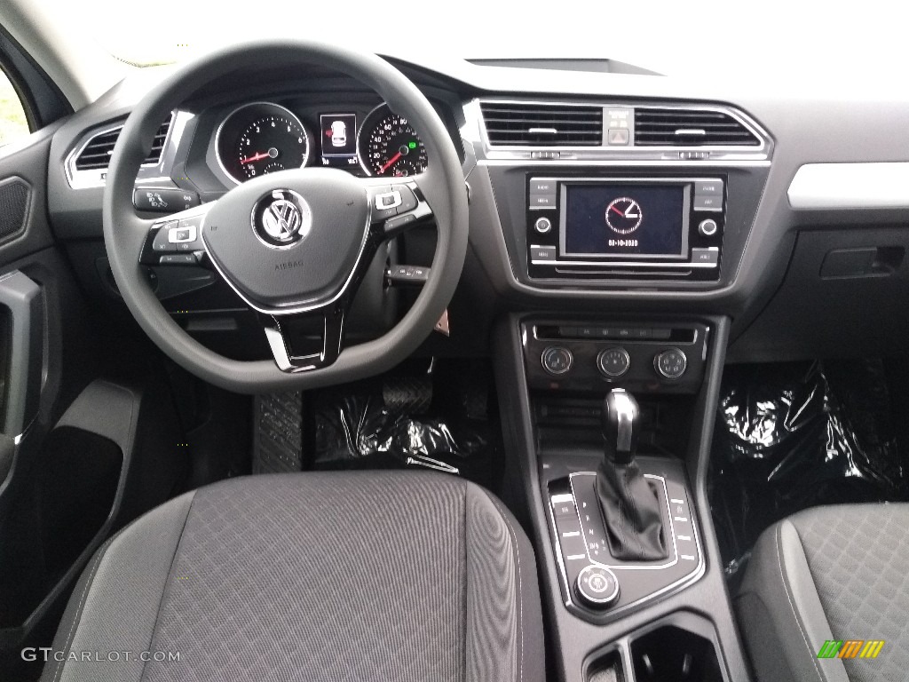 2020 Volkswagen Tiguan S 4MOTION Front Seat Photos