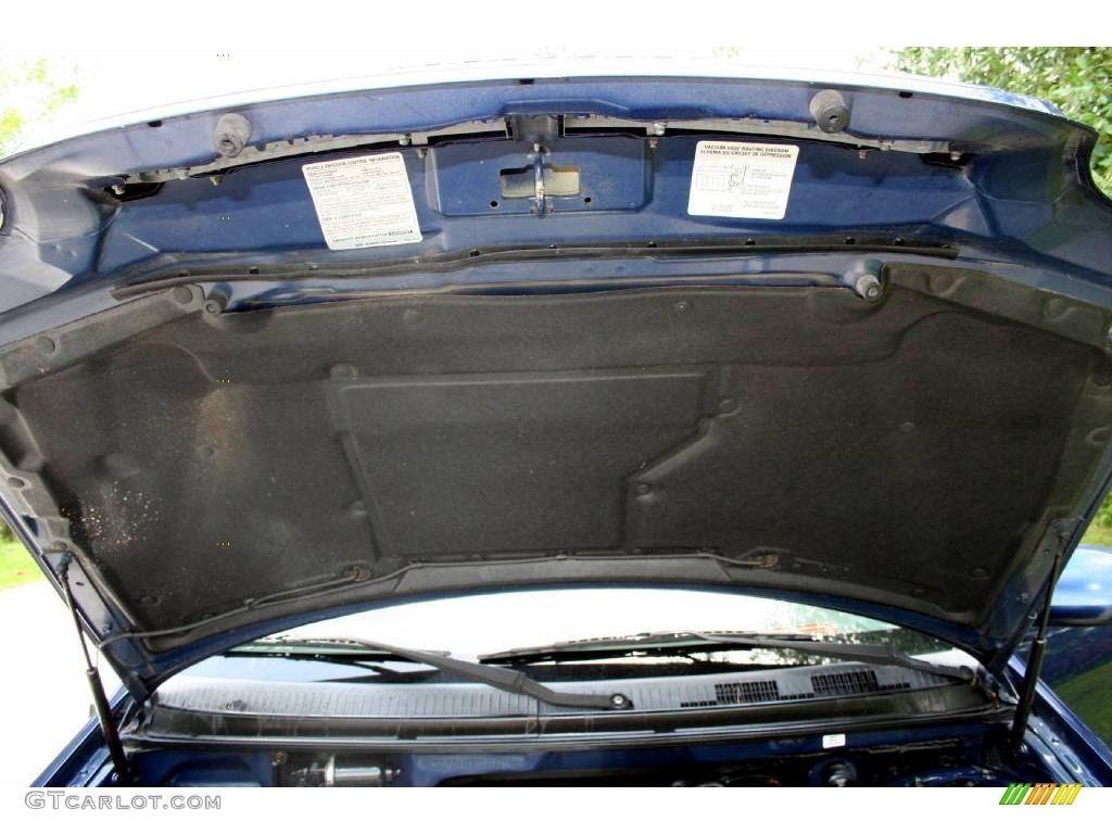 2004 Sedona LX - Imperial Blue / Gray photo #43
