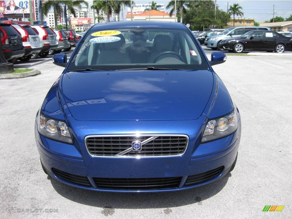 2007 S40 2.4i - Brilliant Blue Metallic / Dark Beige/Quartz photo #8