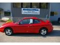 2005 Victory Red Pontiac Sunfire Coupe  photo #2