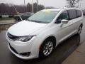 2020 Bright White Chrysler Pacifica Limited  photo #4