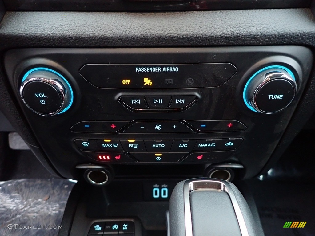 2020 Ranger Lariat SuperCrew 4x4 - Magnetic / Ebony photo #20