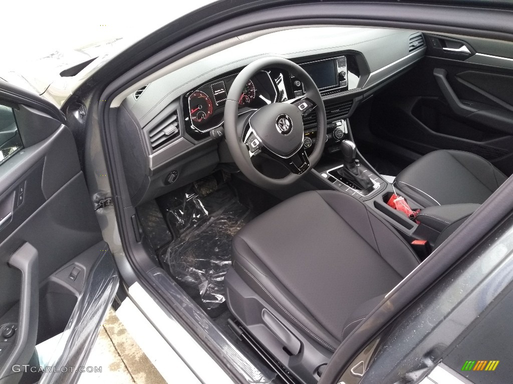 Titan Black Interior 2020 Volkswagen Jetta SE Photo #137182854