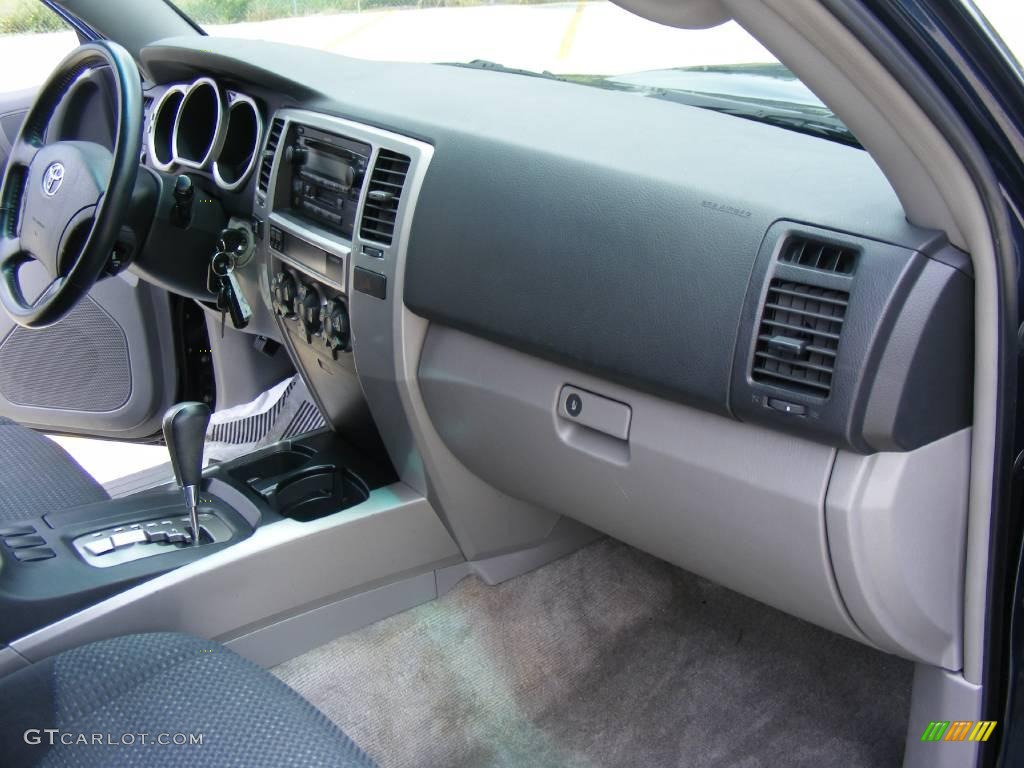 2004 4Runner Sport Edition - Stratosphere Mica / Dark Charcoal photo #19