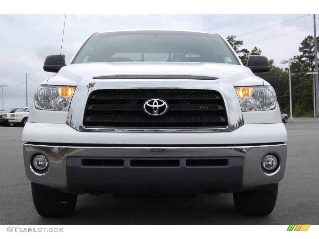 2007 Tundra SR5 Double Cab - Super White / Beige photo #2