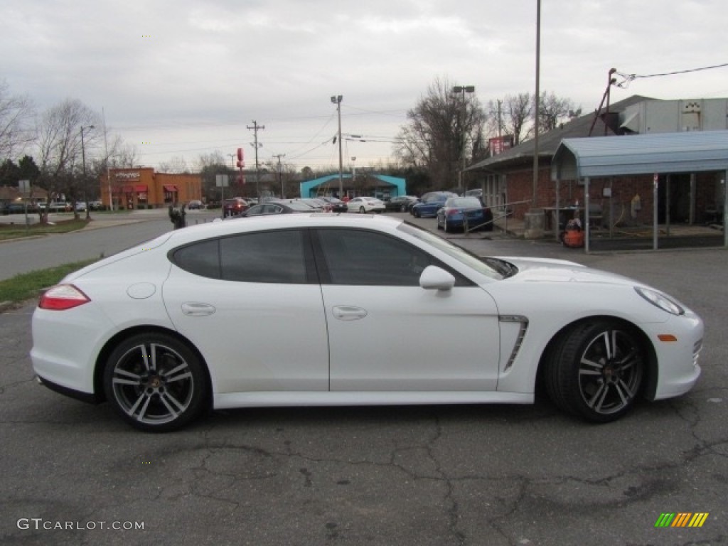 2013 Panamera Platinum Edition - Carrara White / Luxor Beige photo #11