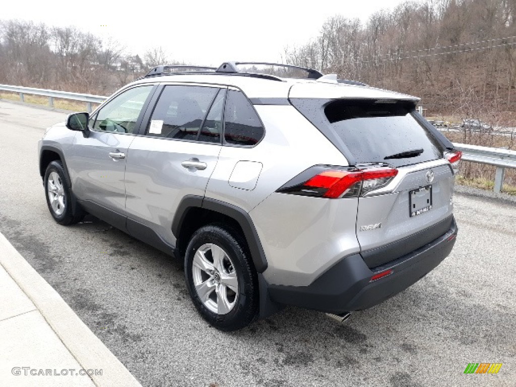 2020 RAV4 XLE AWD - Silver Sky Metallic / Light Gray photo #2