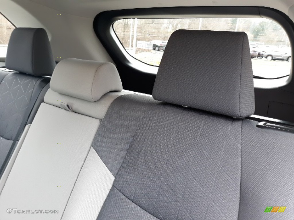 2020 RAV4 XLE AWD - Silver Sky Metallic / Light Gray photo #30