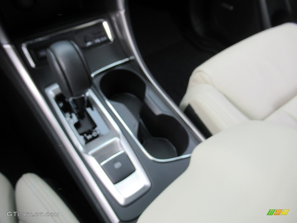 2019 Ascent Limited - Tungsten Metallic / Warm Ivory photo #20