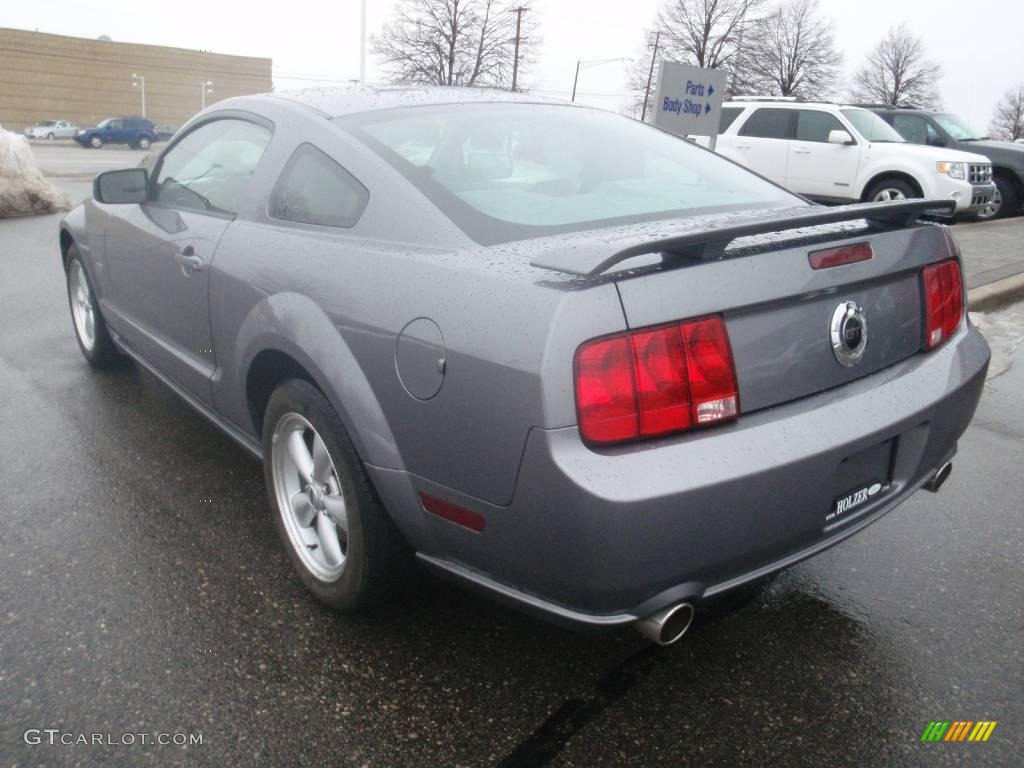 2007 Mustang GT Deluxe Coupe - Tungsten Grey Metallic / Light Graphite photo #3