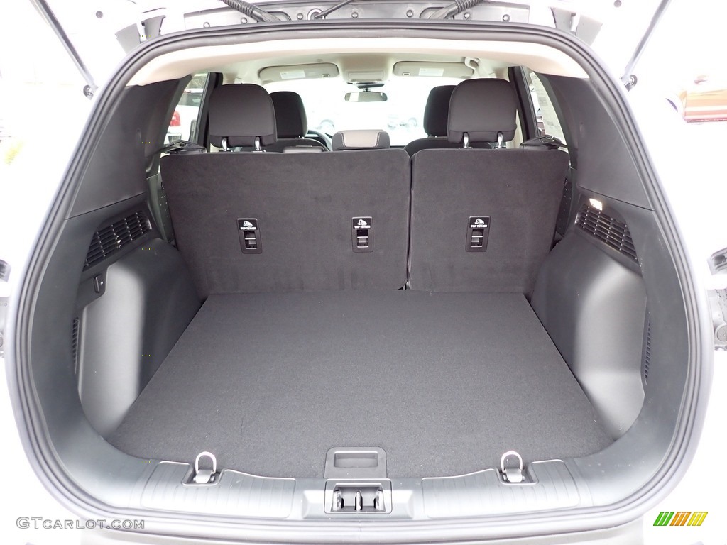2020 Ford Escape SE Trunk Photos