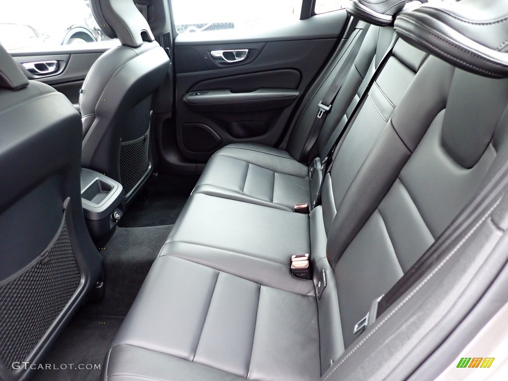 2019 Volvo S60 T6 AWD Momentum Rear Seat Photos