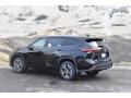 2020 Midnight Black Metallic Toyota Highlander XLE AWD  photo #3