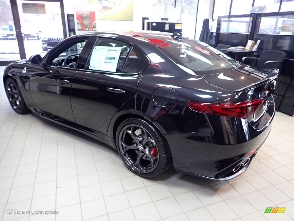 Vulcano Black Metallic 2020 Alfa Romeo Giulia TI Quadrifoglio Exterior Photo #137217765