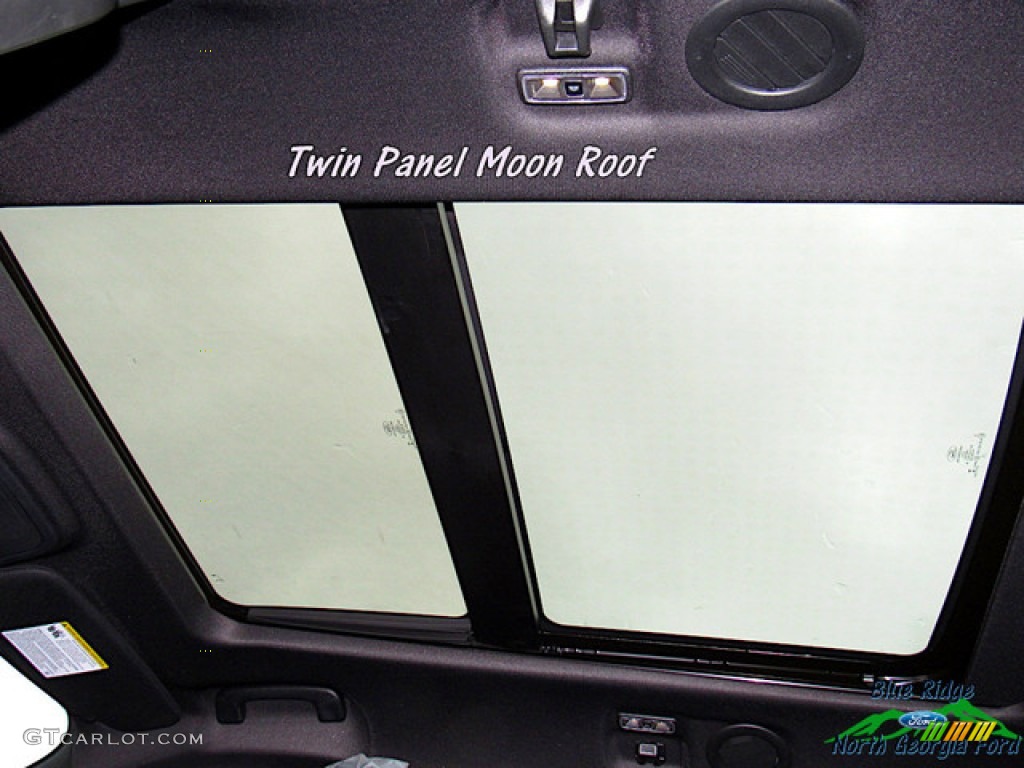 2020 Explorer ST 4WD - Magnetic Metallic / Ebony photo #26
