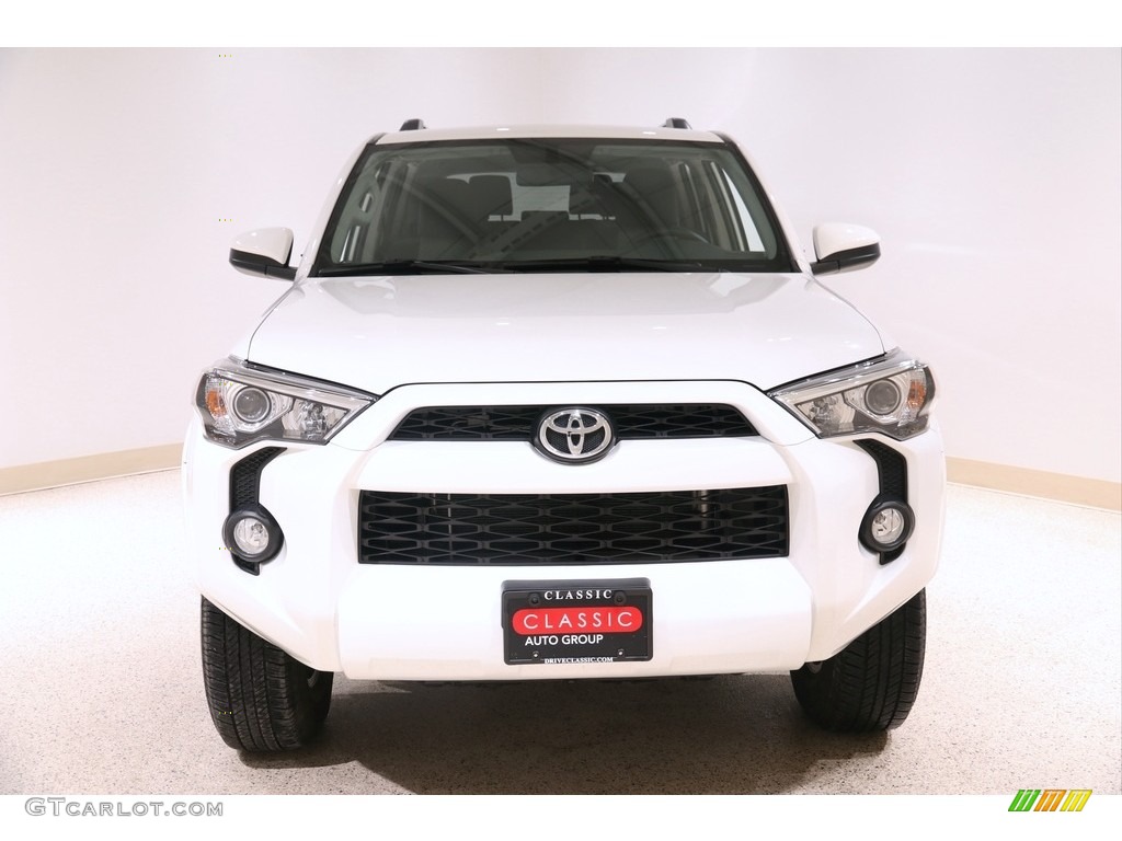 2019 4Runner SR5 4x4 - Super White / Graphite photo #2