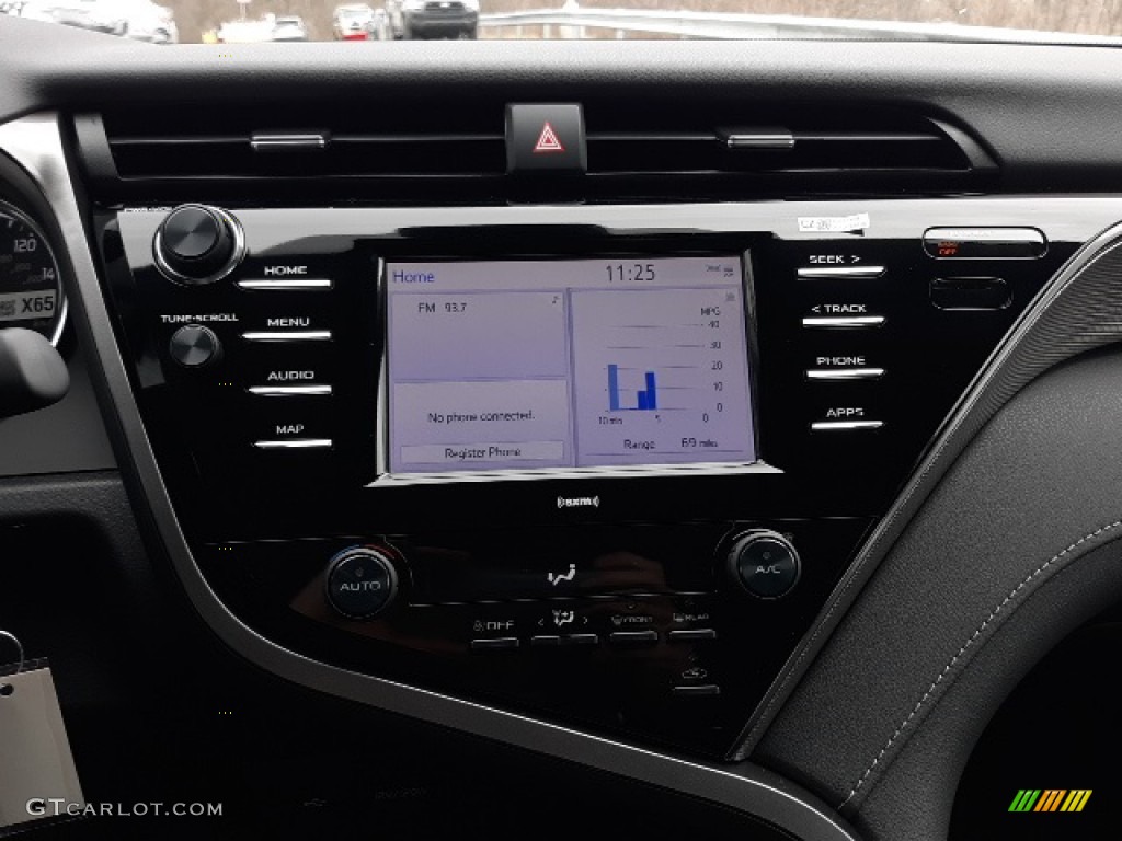 2020 Toyota Camry SE Nightshade Edition Controls Photo #137230583