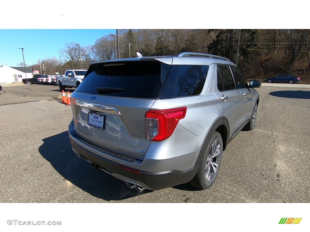 2020 Explorer Platinum 4WD - Iconic Silver Metallic / Ebony photo #7