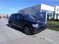 Deep Black Pearl - Tiguan SE 4MOTION Photo No. 2