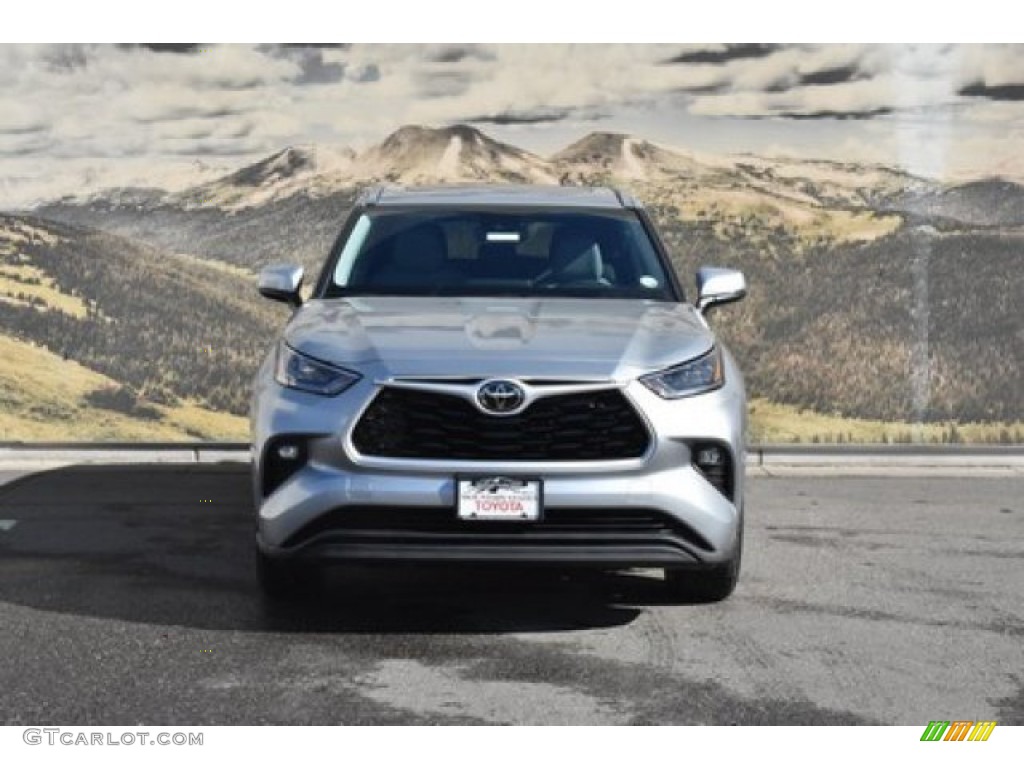 2020 Highlander XLE AWD - Celestial Silver Metallic / Graphite photo #2