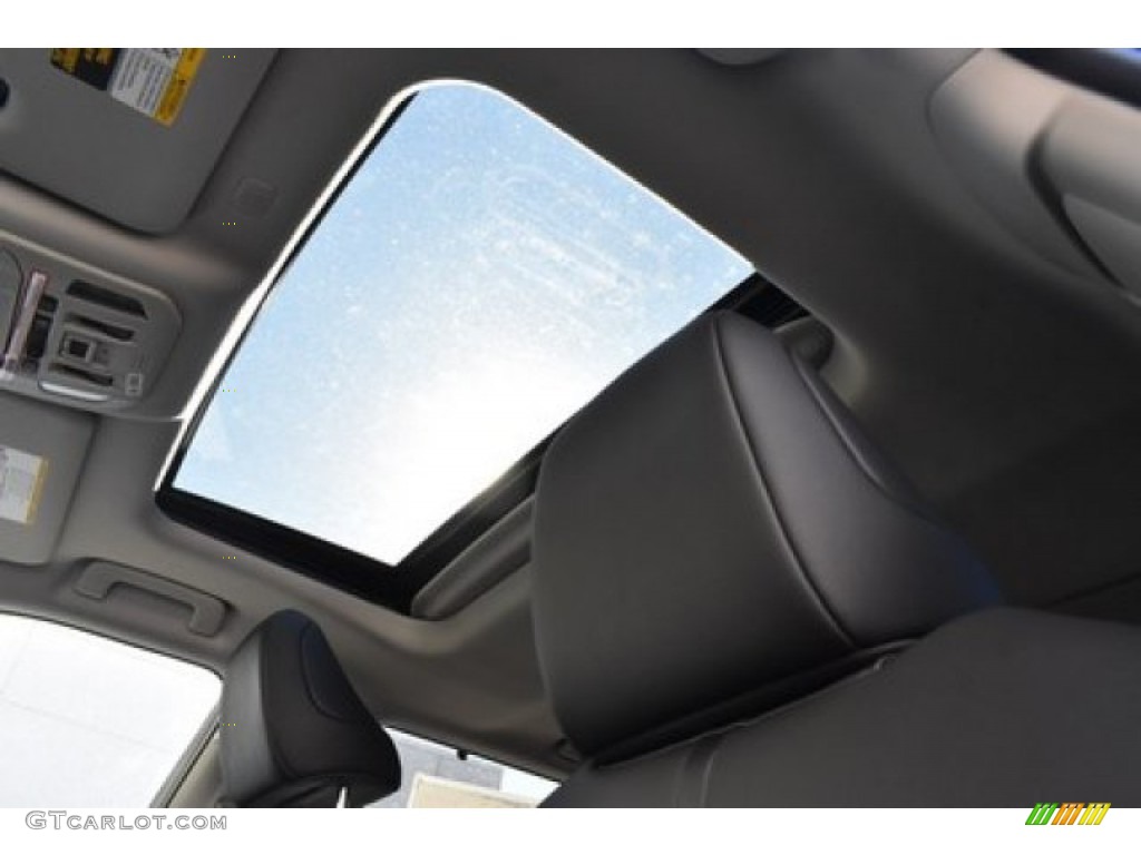 2020 Highlander XLE AWD - Opulent Amber / Black photo #8