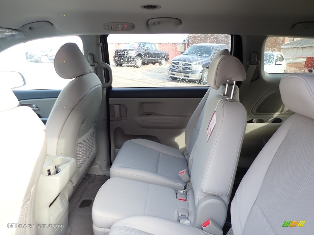 2020 Kia Sedona LX Rear Seat Photos