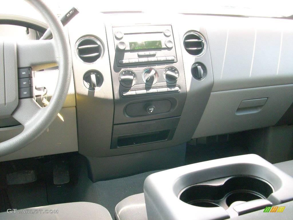 2006 F150 XLT SuperCrew 4x4 - Dark Toreador Red Metallic / Medium/Dark Flint photo #28