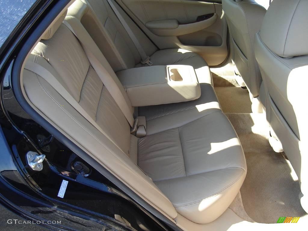 2006 Accord EX-L V6 Sedan - Nighthawk Black Pearl / Ivory photo #15