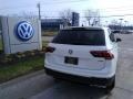 Pure White - Tiguan SE 4MOTION Photo No. 3
