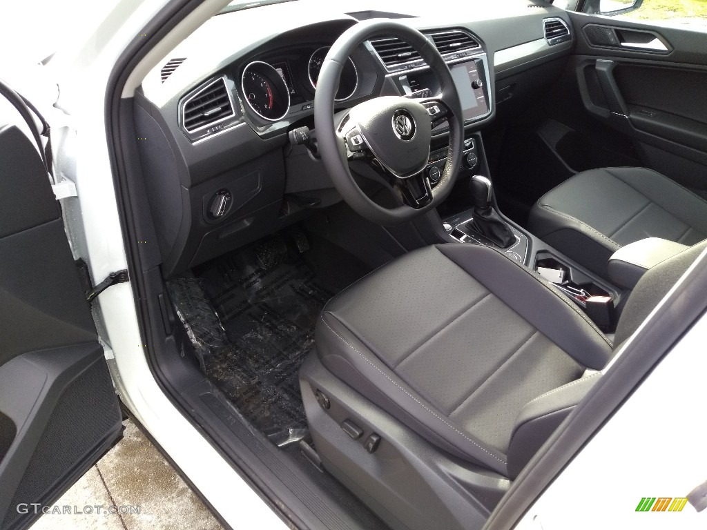 2020 Volkswagen Tiguan SE 4MOTION Front Seat Photo #137259328
