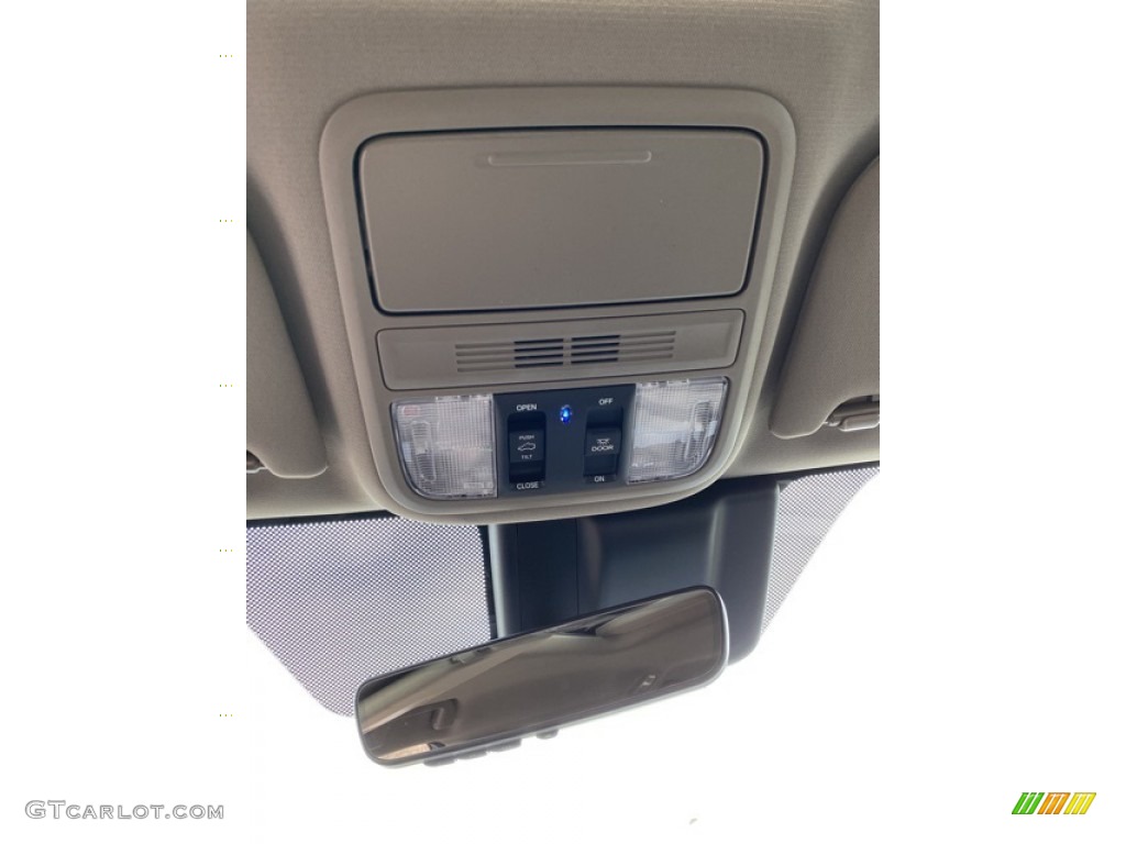 2020 Odyssey EX-L - Forest Mist Metallic / Beige photo #32
