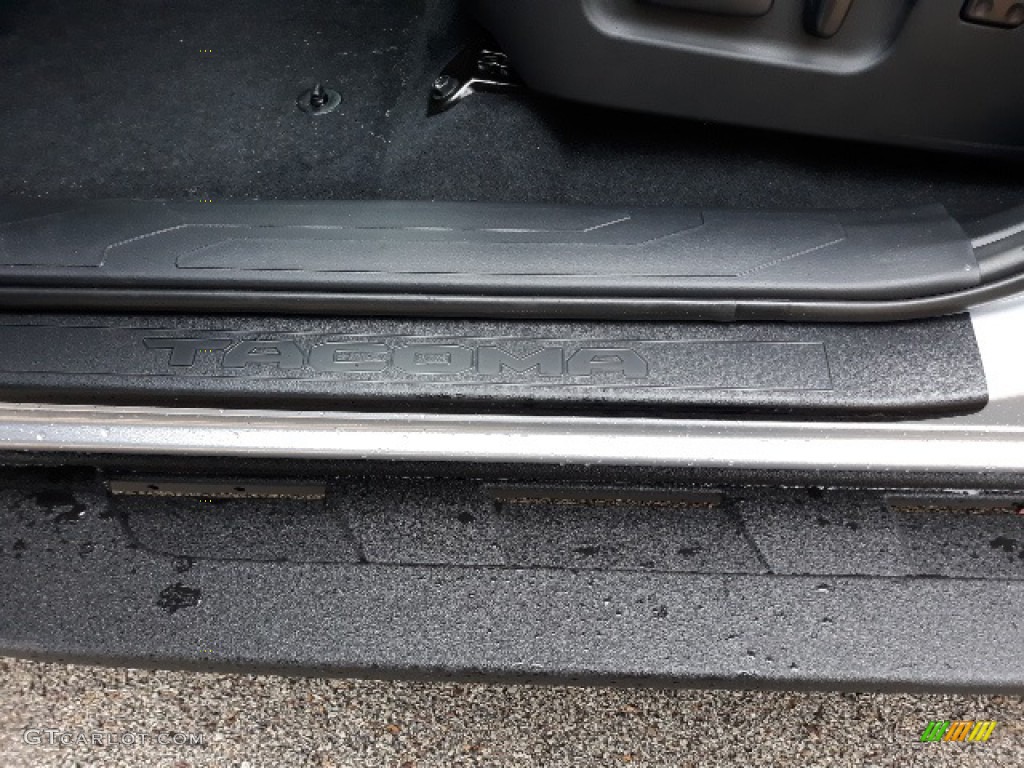 2020 Tacoma TRD Off Road Double Cab 4x4 - Silver Sky Metallic / TRD Cement/Black photo #26