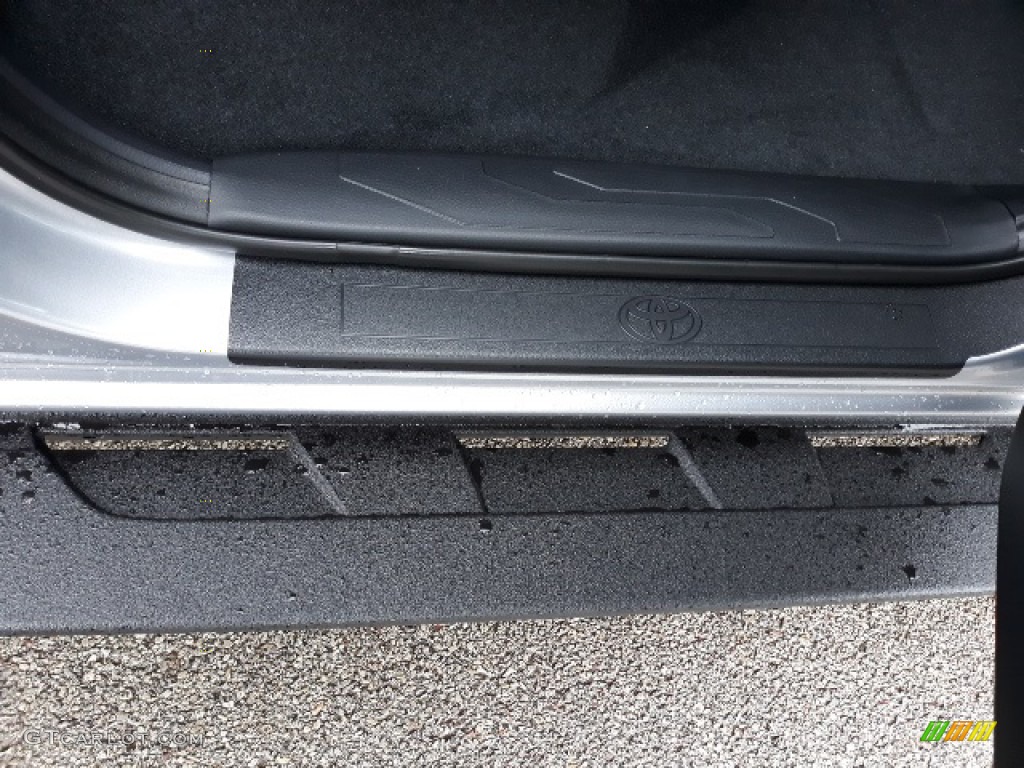 2020 Tacoma TRD Off Road Double Cab 4x4 - Silver Sky Metallic / TRD Cement/Black photo #40