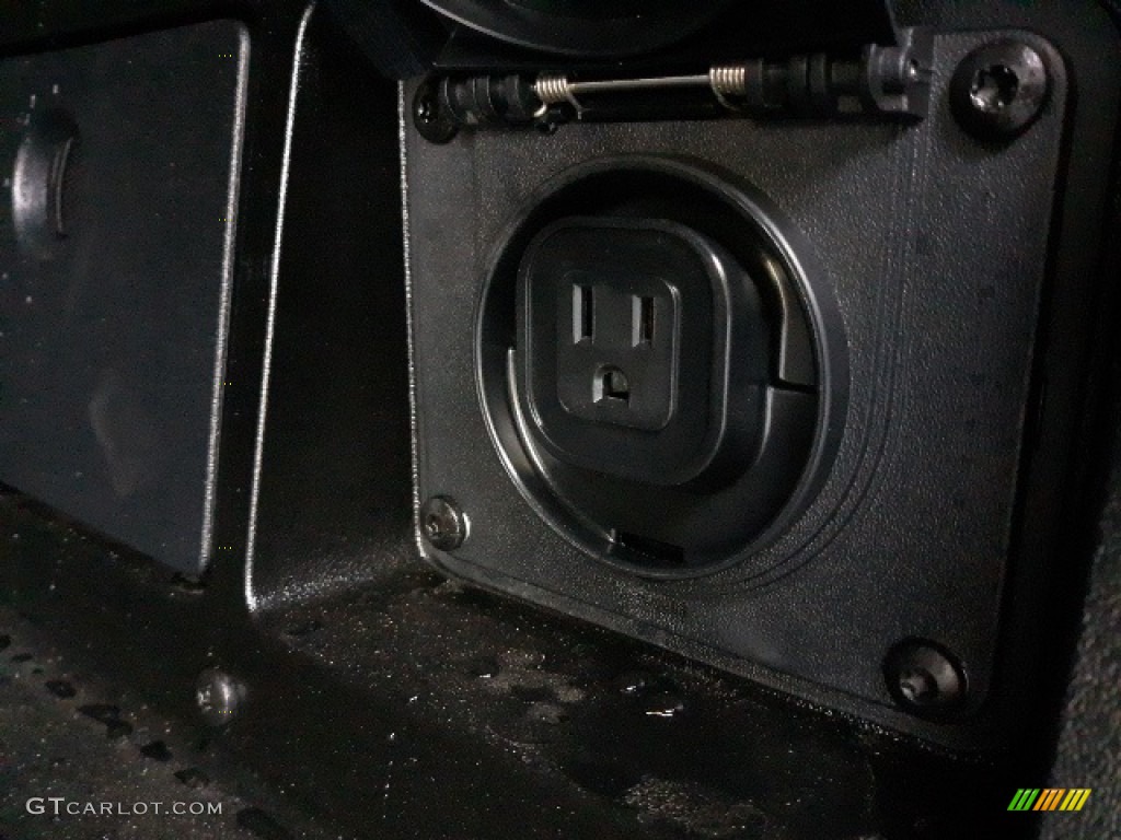 2020 Tacoma TRD Off Road Double Cab 4x4 - Silver Sky Metallic / TRD Cement/Black photo #52