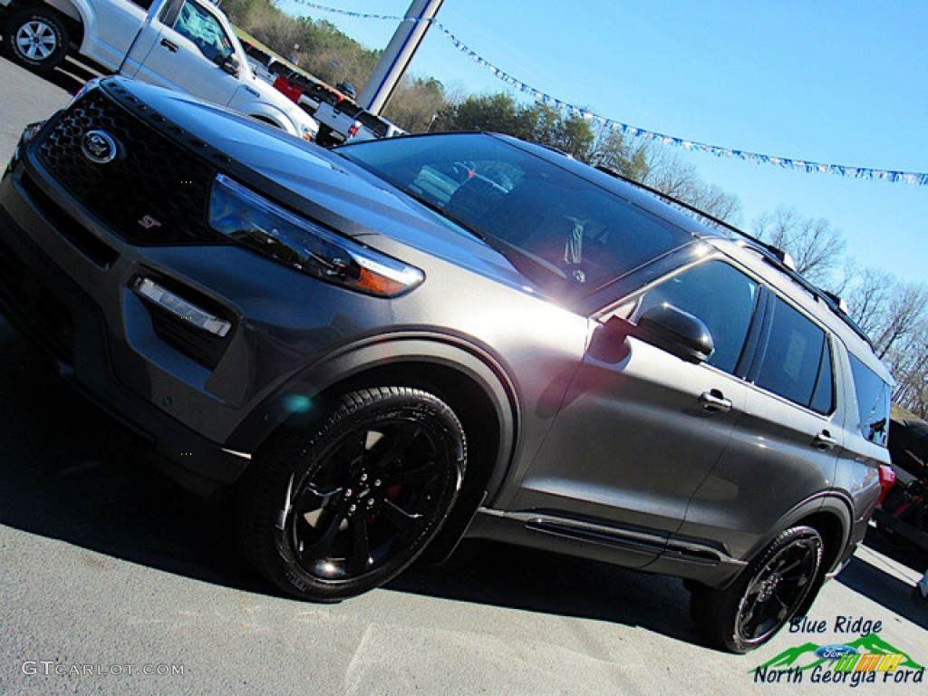 2020 Explorer ST 4WD - Magnetic Metallic / Ebony photo #32