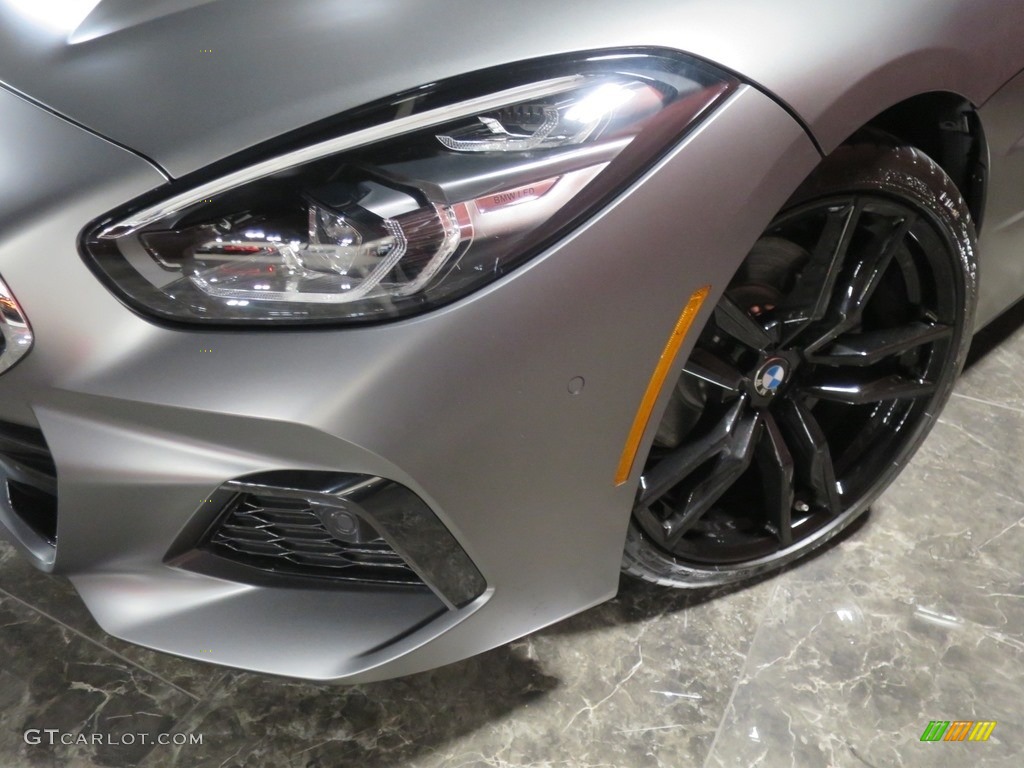 2019 Z4 sDrive30i - Frozen Grey II Metallic / Magma Red photo #8