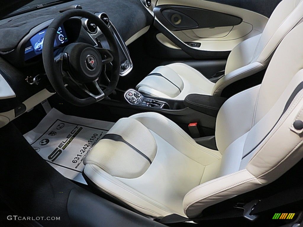 Almond White/Carbon Black Interior 2018 McLaren 570S Spider Photo #137275040