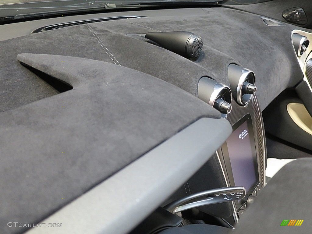 2018 McLaren 570S Spider Dashboard Photos