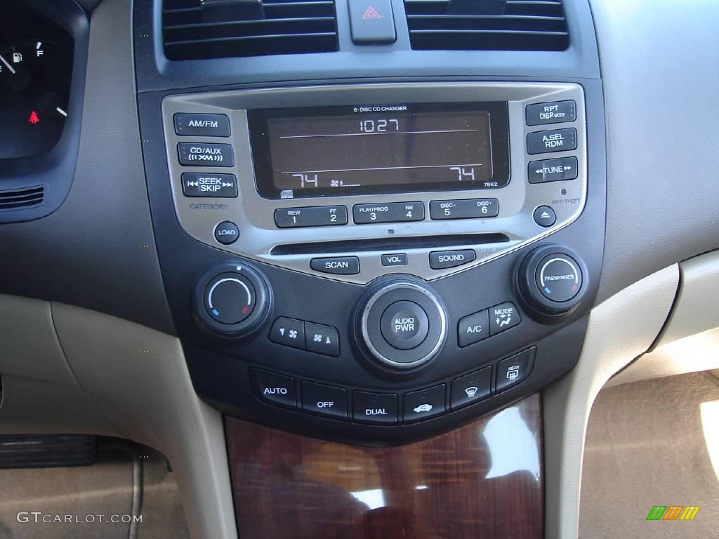 2006 Accord EX-L Sedan - Desert Mist Metallic / Ivory photo #25