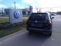 Deep Black Pearl - Tiguan SEL 4MOTION Photo No. 3