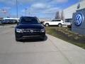 Deep Black Pearl - Tiguan SE 4MOTION Photo No. 1