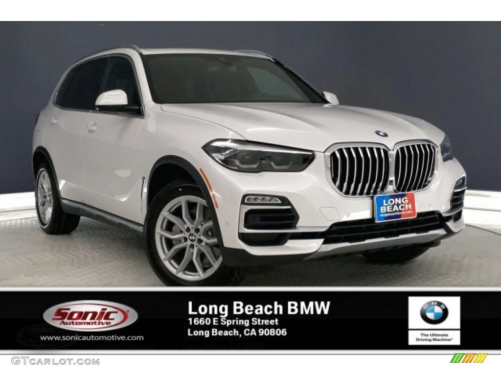 Mineral White Metallic BMW X5