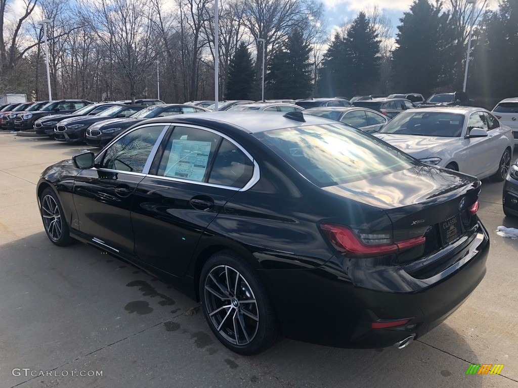 2020 3 Series 330i xDrive Sedan - Jet Black / Black photo #2