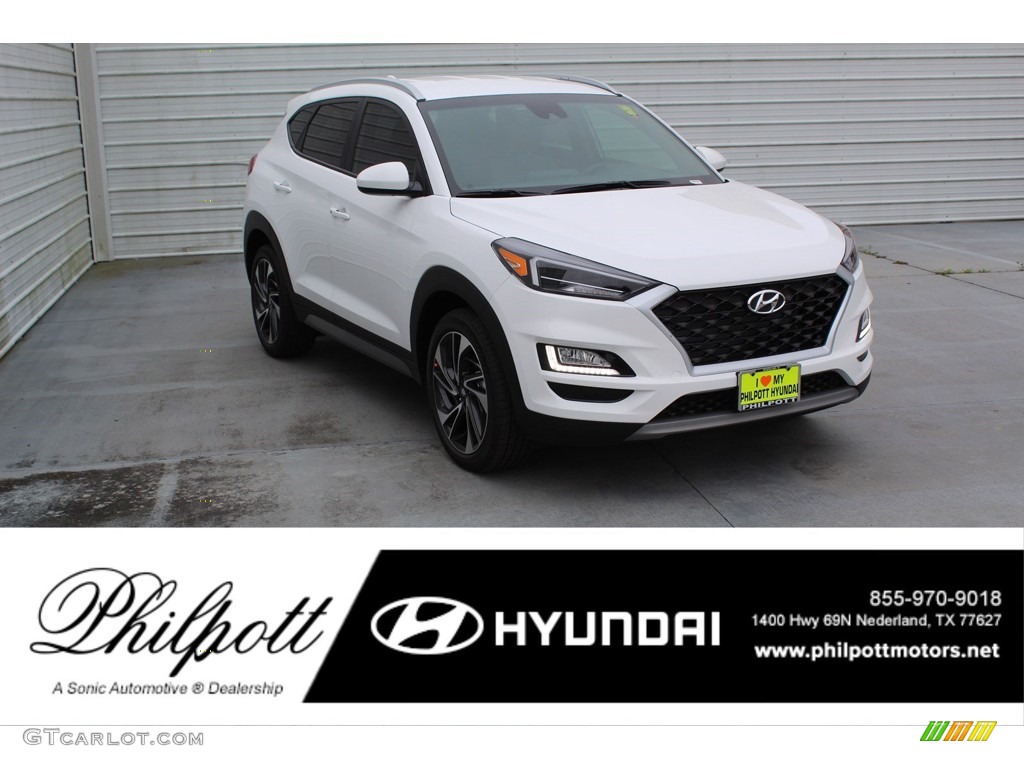 Winter White Hyundai Tucson