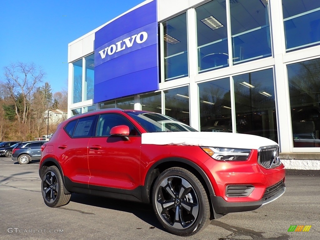 2020 XC40 T5 Momentum AWD - Fusion Red Metallic / Charcoal photo #1